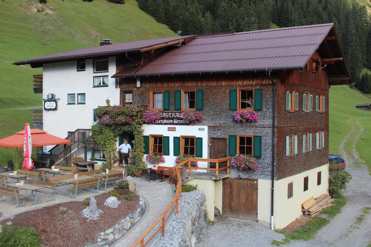 Berggasthaus Hermine Madau Zams Exterior photo